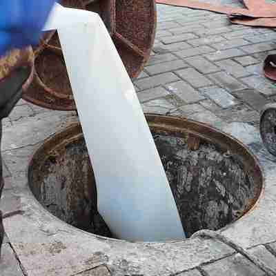 High-Strength Low-Friction Glide Film for Damage-Free UV Liner Installation